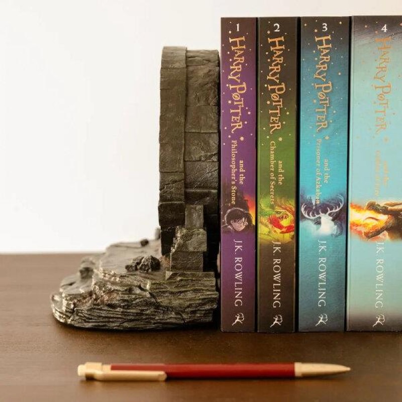Harry Potter Βιβλιοστάτης Η Κάμαρα με τα Μυστικά 18cm
