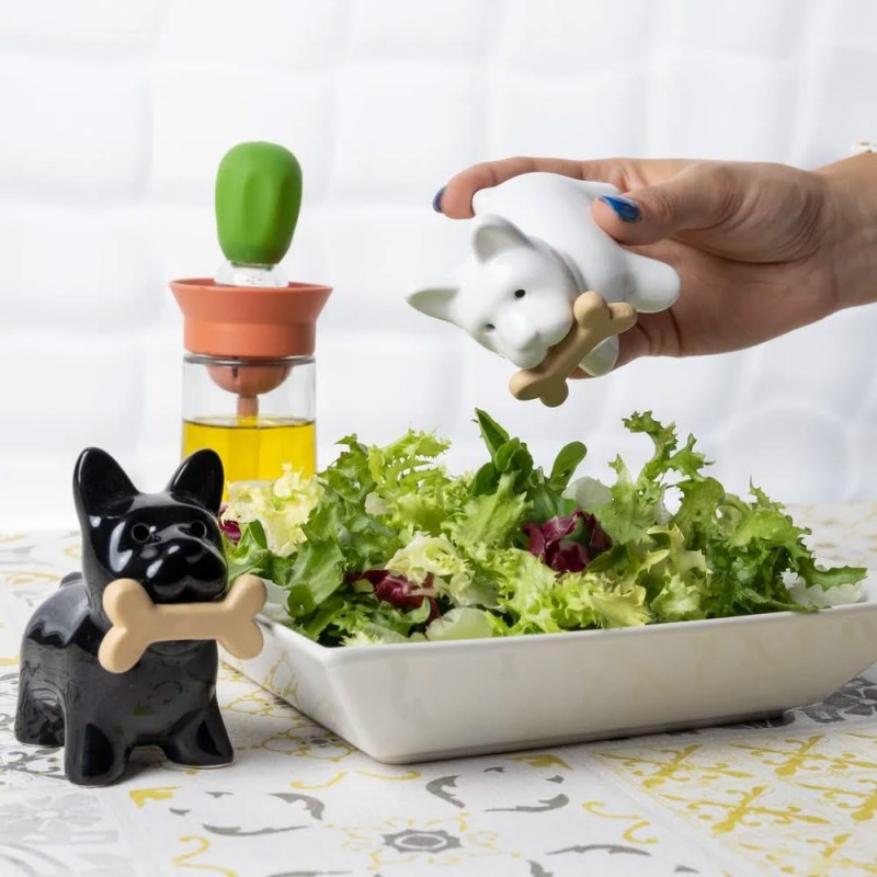 Fisura Salt And Pepper Dogs