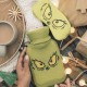 Σετ Θερμοφόρας και Μάσκα Υπνου The Grinch Σετ Θερμοφόρας και Μάσκα Υπνου The Grinch