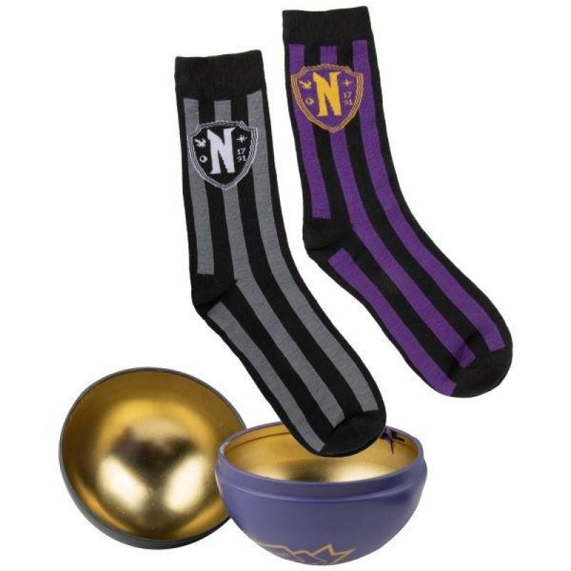 Wednesday Στολίδι Χριστουγεννιάτικη Μπάλα με Κάλτσες