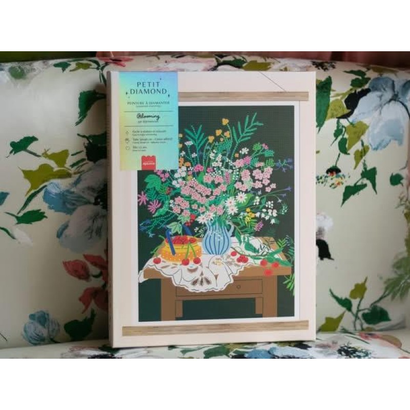 Petit Diamond Ζωγραφική με Διαμάντια Blooming απο την Jessie Wong