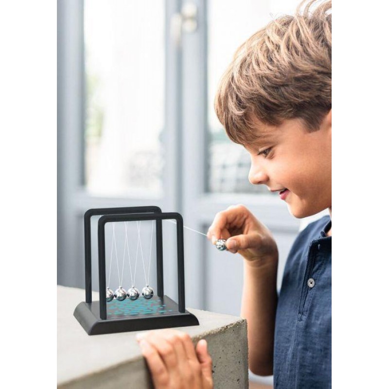 PhanoMINT Newton’s Cradle