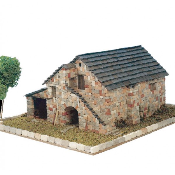 Scale Model Αγροτικό Σπίτι της Ουέσκα 23x21x14cm Scale Model Αγροτικό Σπίτι της Ουέσκα 23x21x14cm